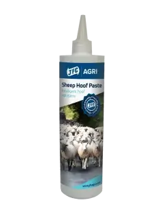 Pâte de soin sabot ovin JFC – application entre onglons